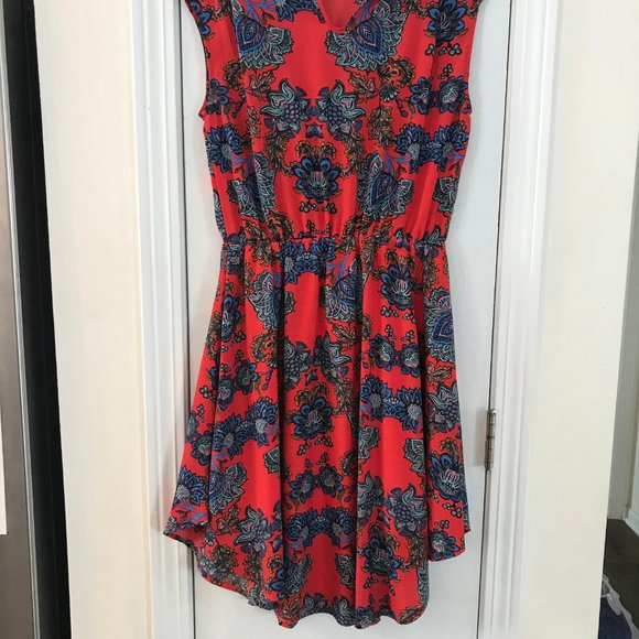 Collective Concepts Dress - Picture 3 of 3